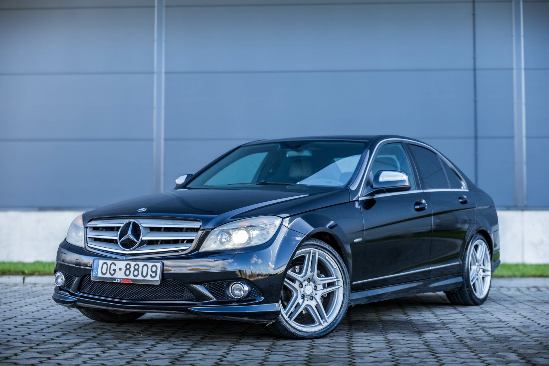 MERCEDES BENZ C250