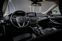 BMW 530I