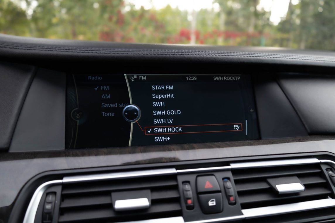 BMW 740