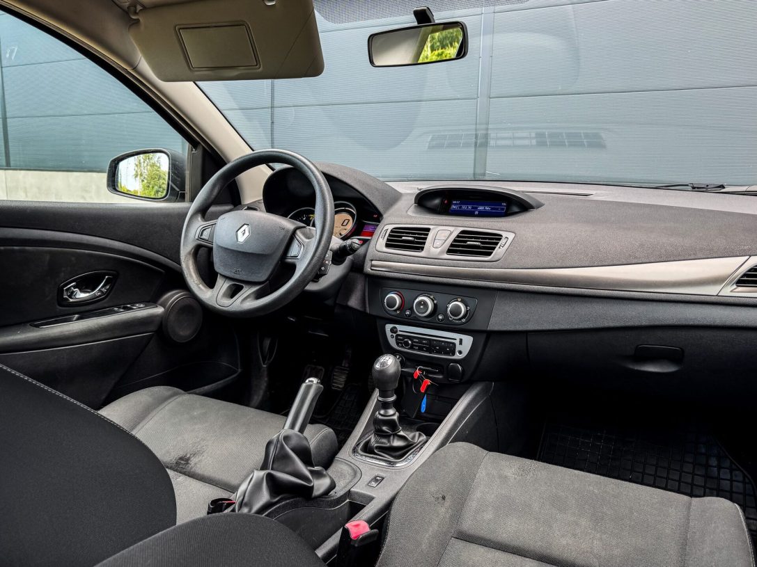RENAULT MEGANE