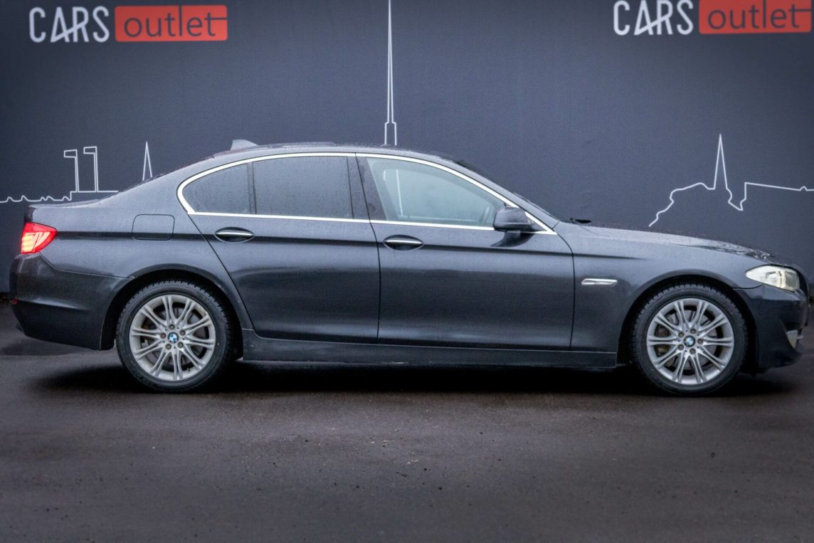 BMW 525