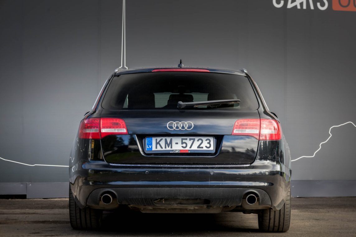 AUDI A6 AVANT