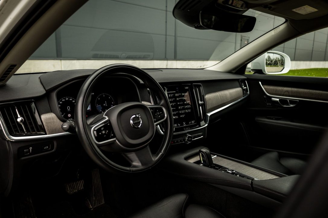 VOLVO V90 CROSS COUNTRY