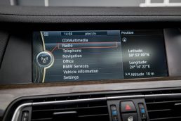 BMW 730
