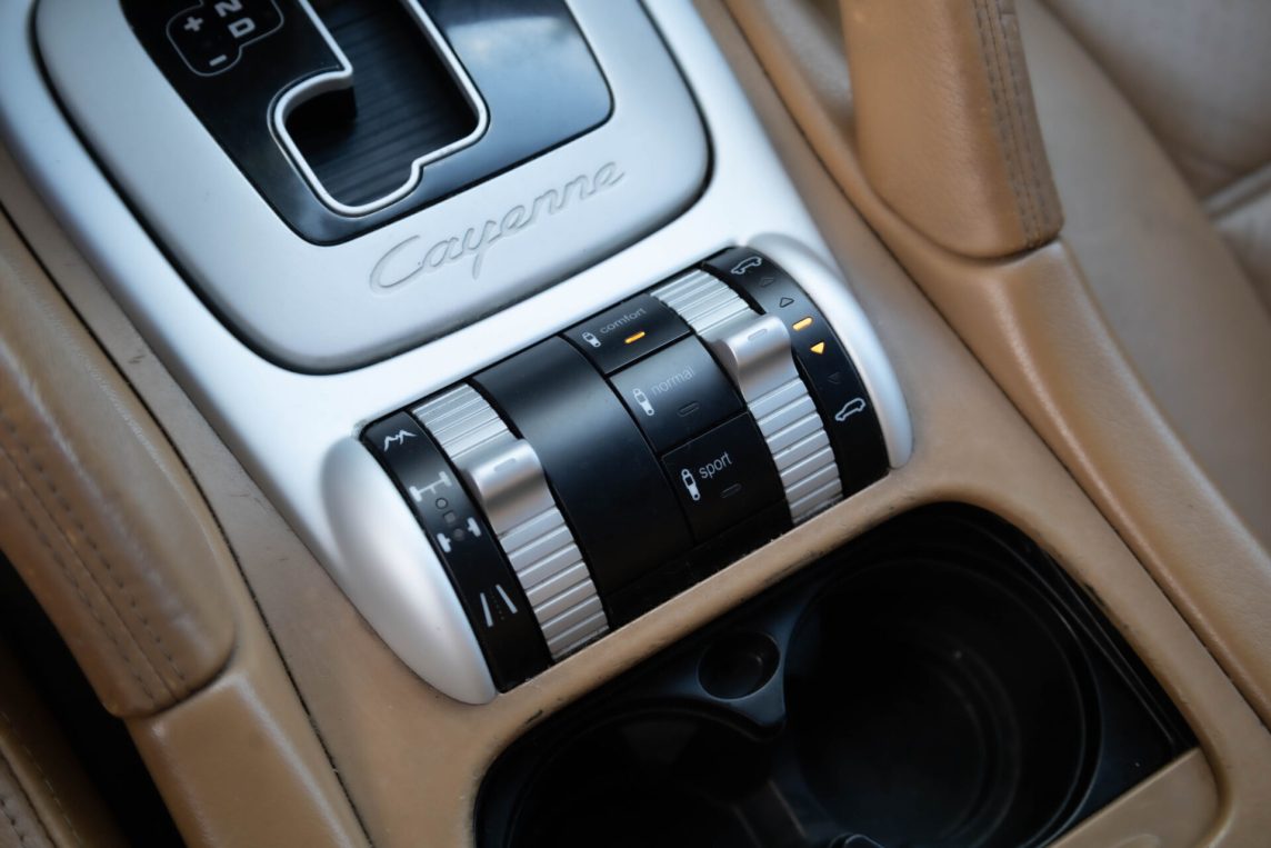PORSCHE CAYENNE S
