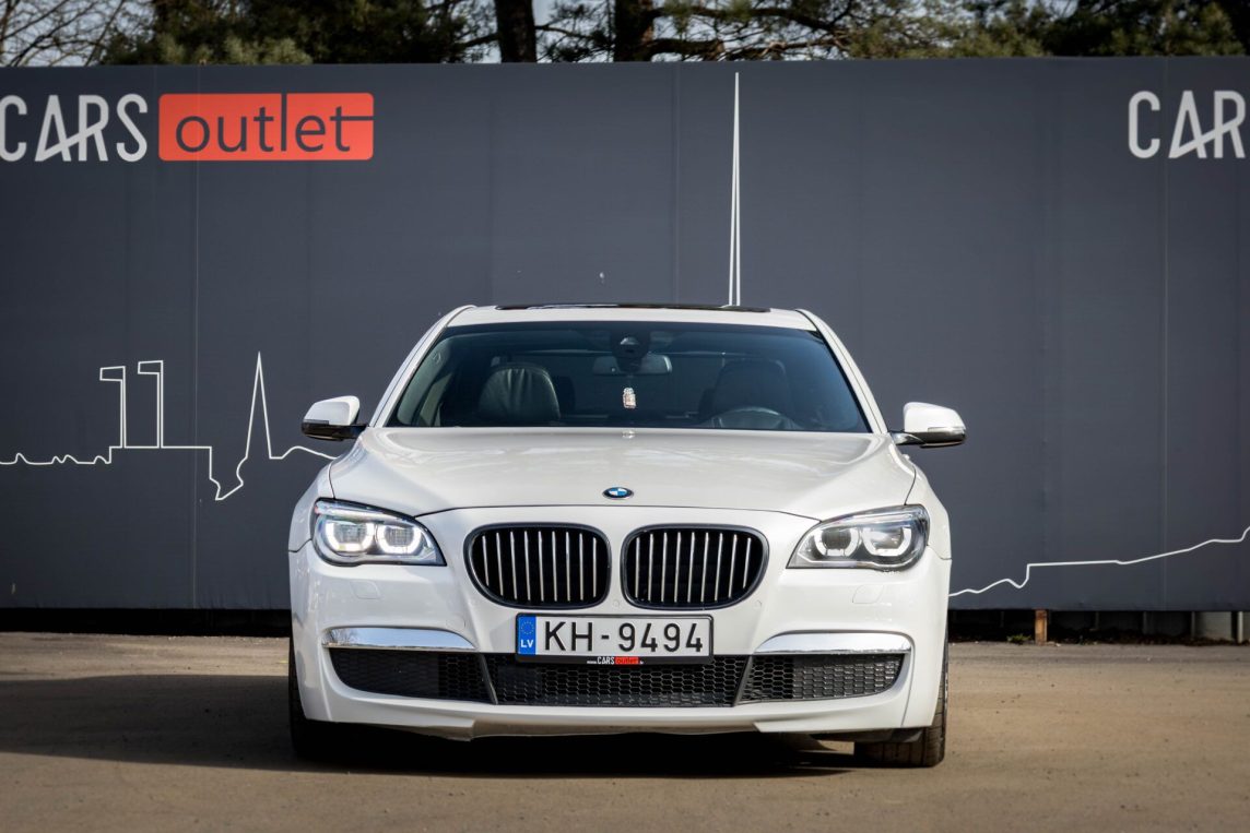 BMW 740