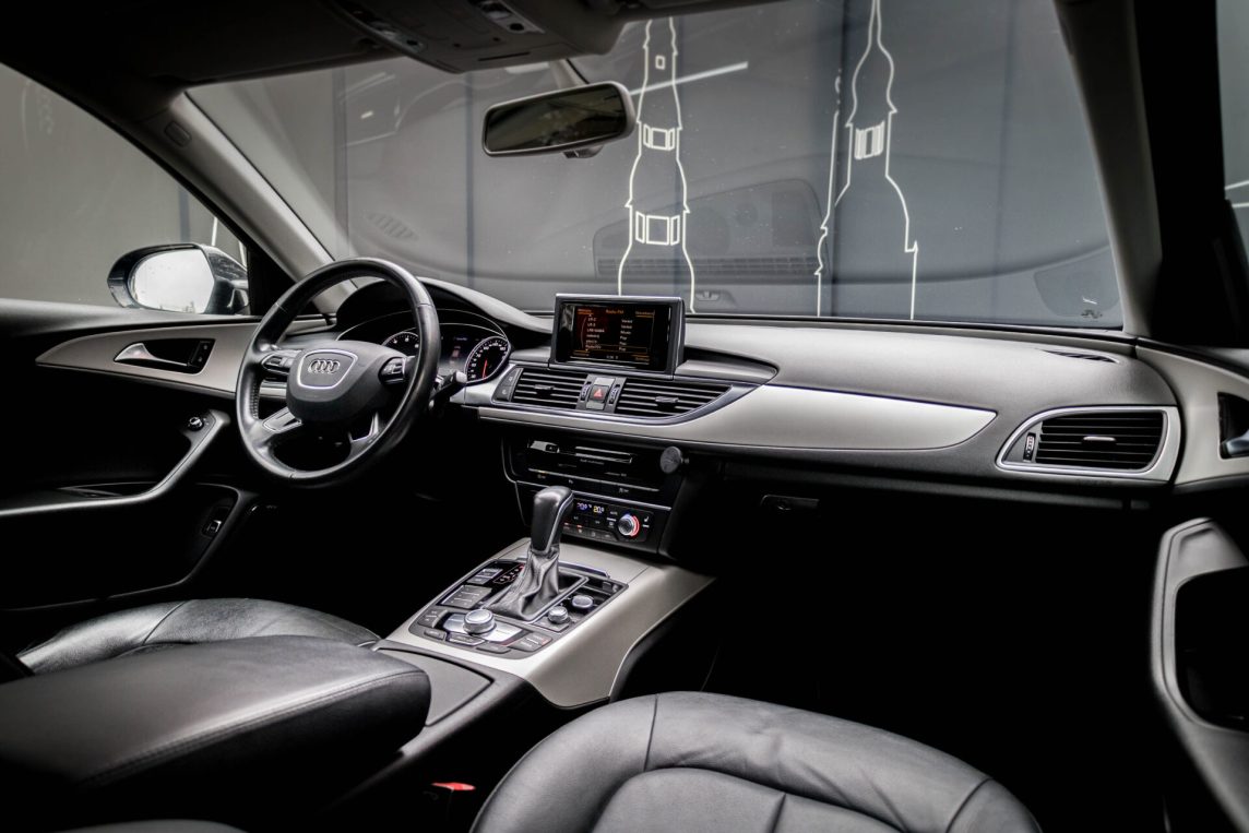 AUDI A6 LIMOUSINE