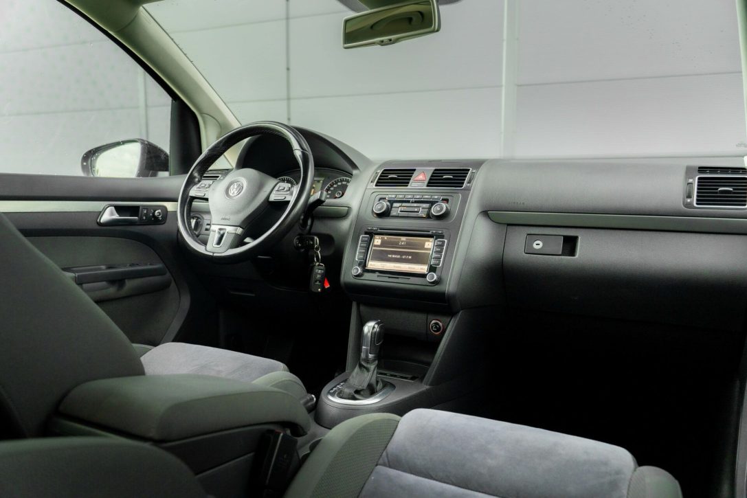 VW TOURAN