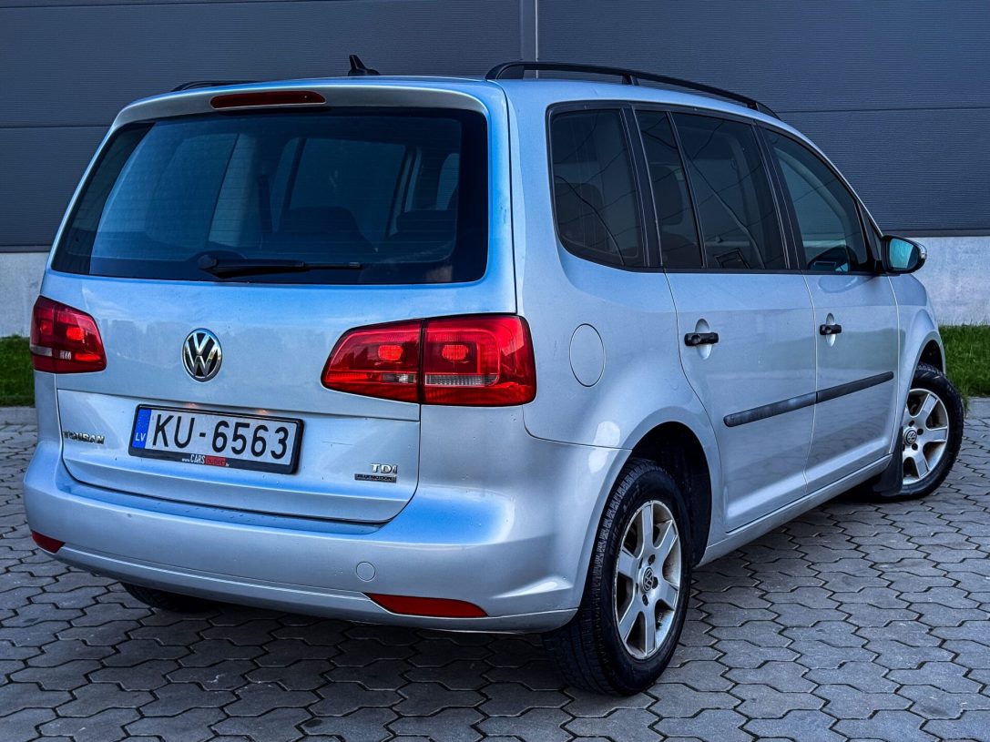 VW TOURAN