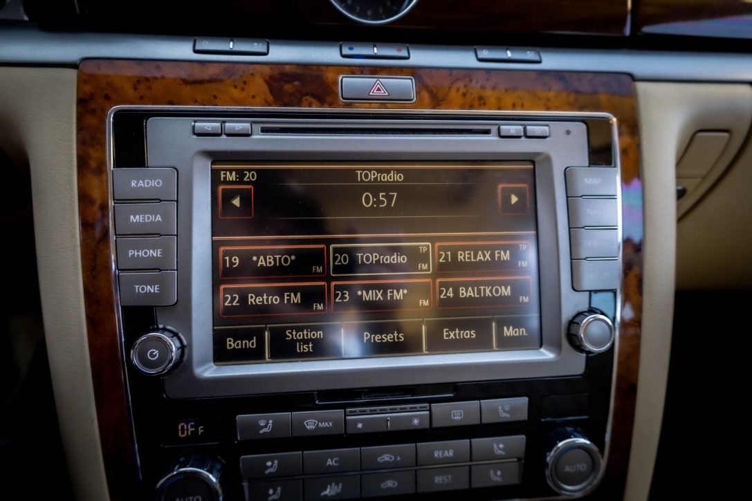 VW PHAETON