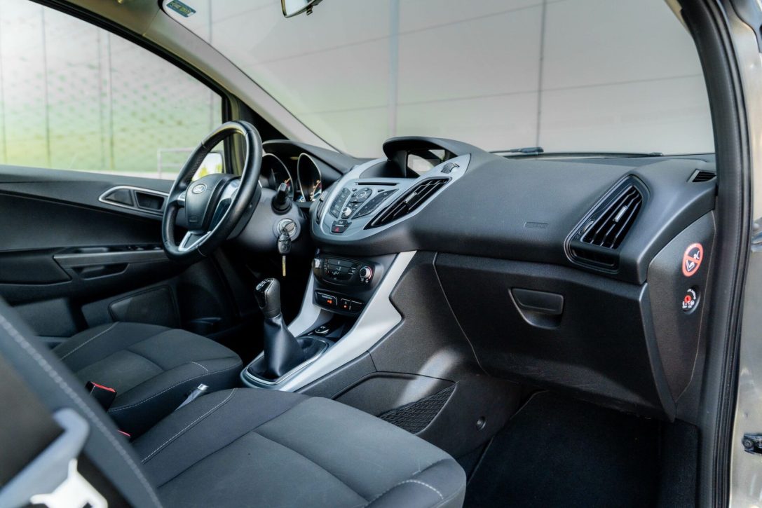 FORD B-MAX