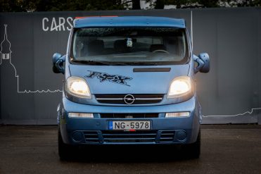 OPEL VIVARO