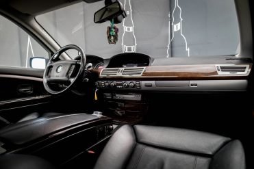 BMW 730