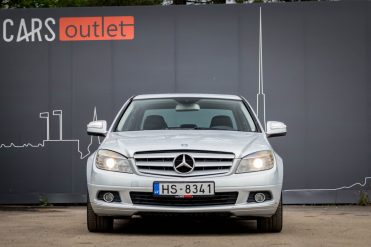 MERCEDES BENZ C220