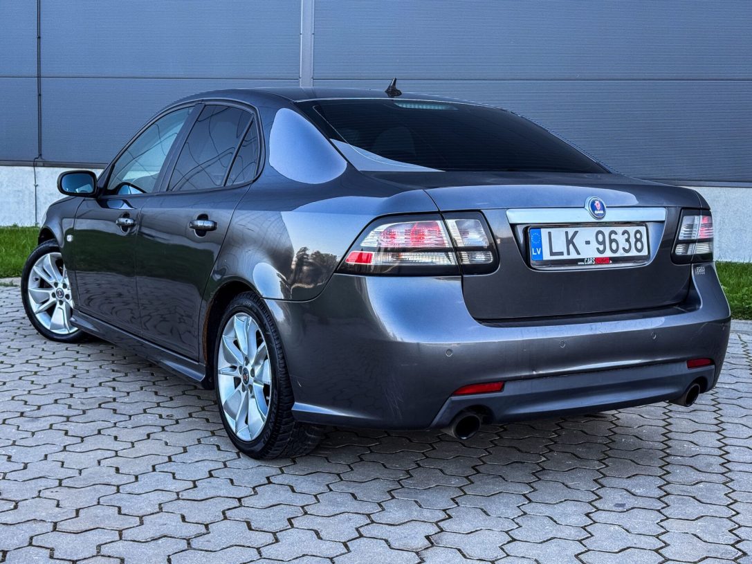 SAAB 9-3