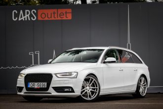 AUDI A4 AVANT