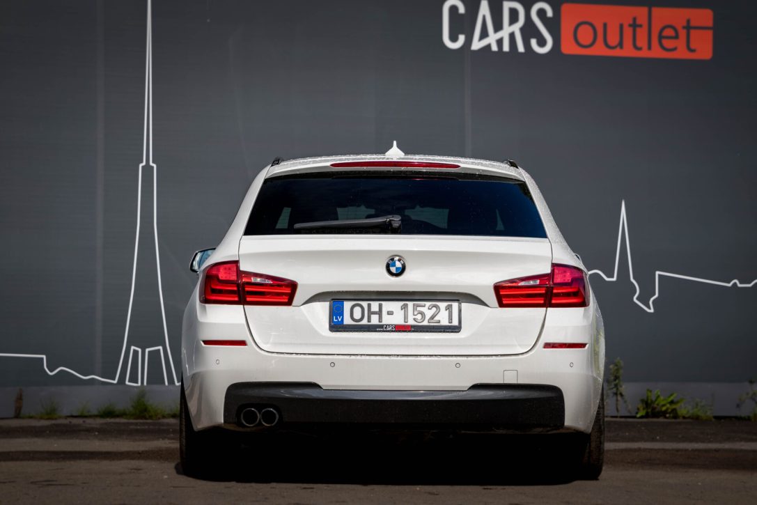 BMW 525