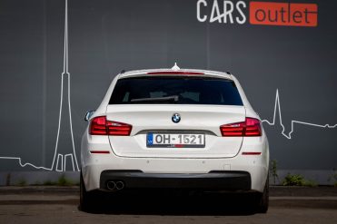 BMW 525