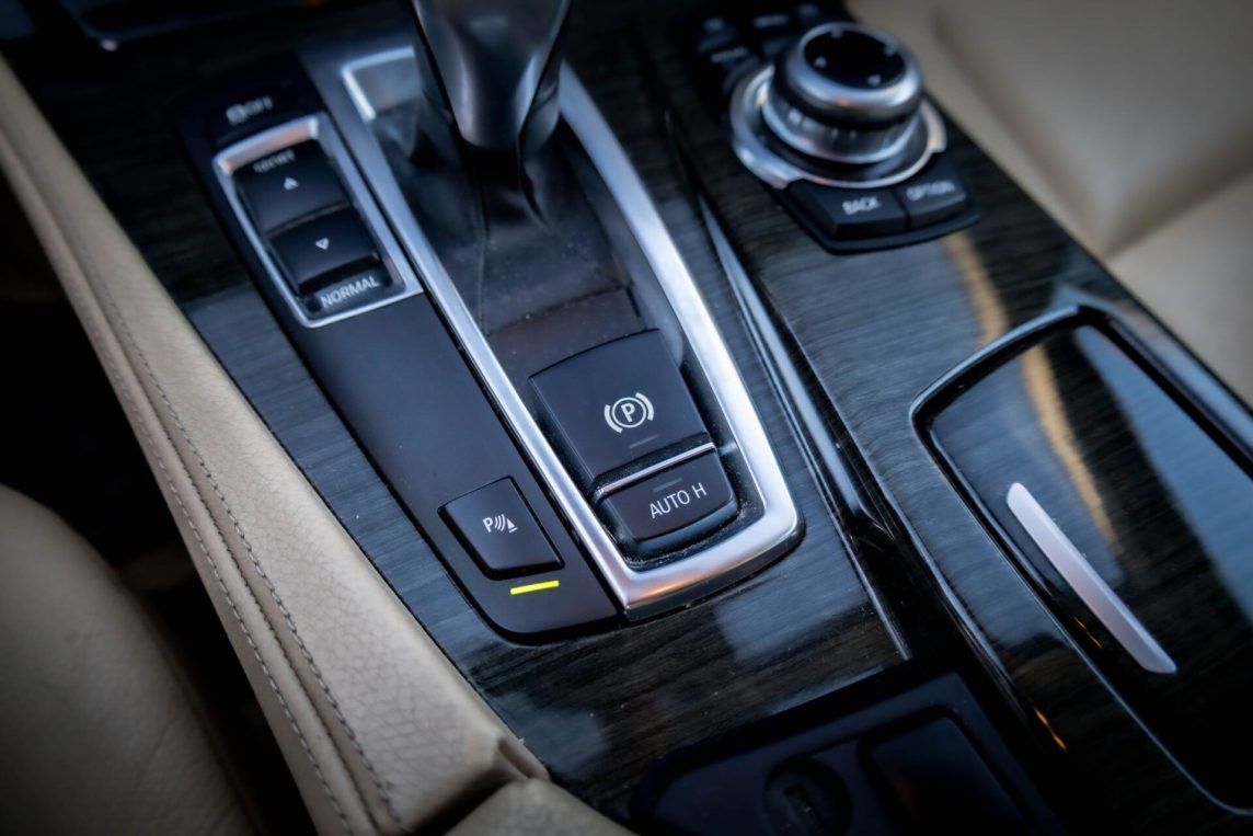 BMW 523