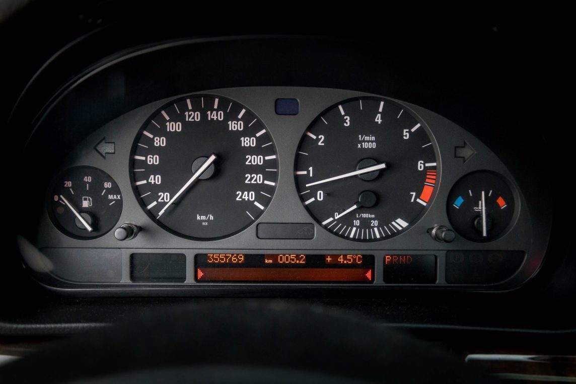 BMW 728