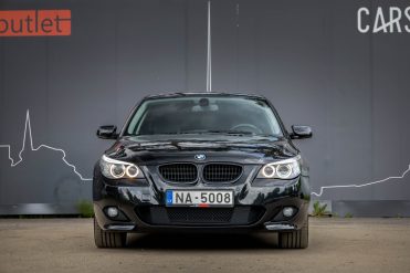 BMW 523