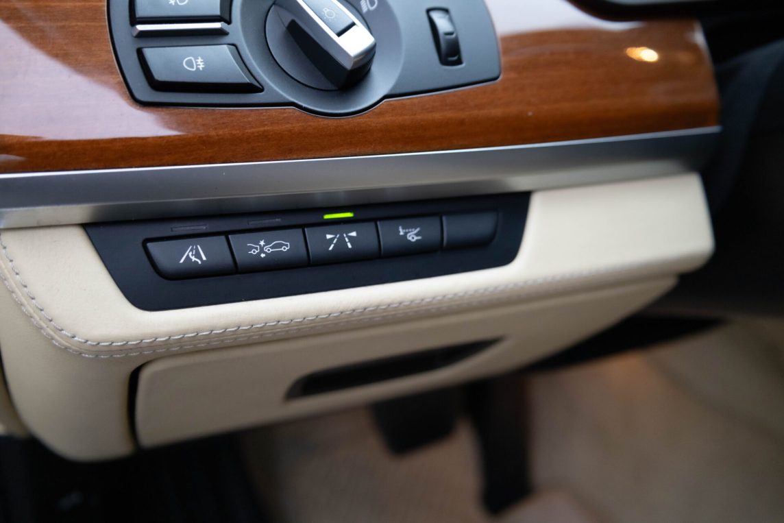 BMW 740