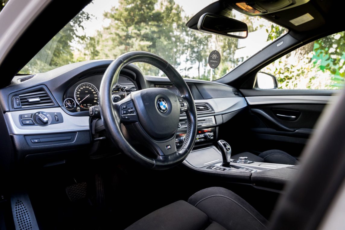 BMW 525
