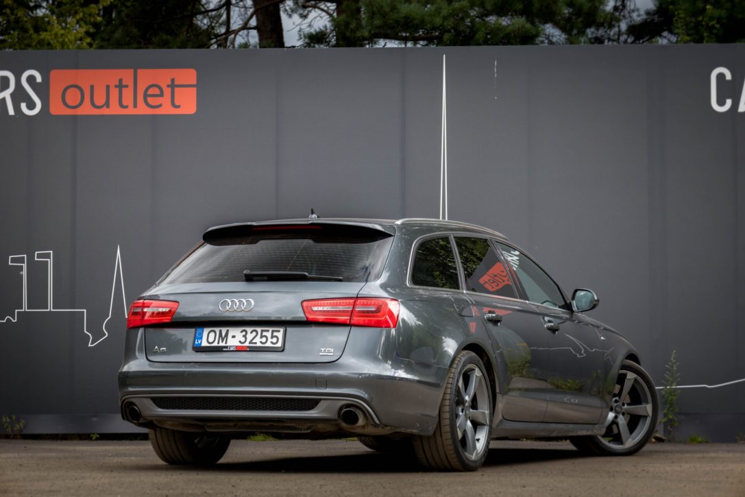 AUDI A6 AVANT