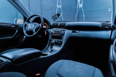 MERCEDES BENZ C 180