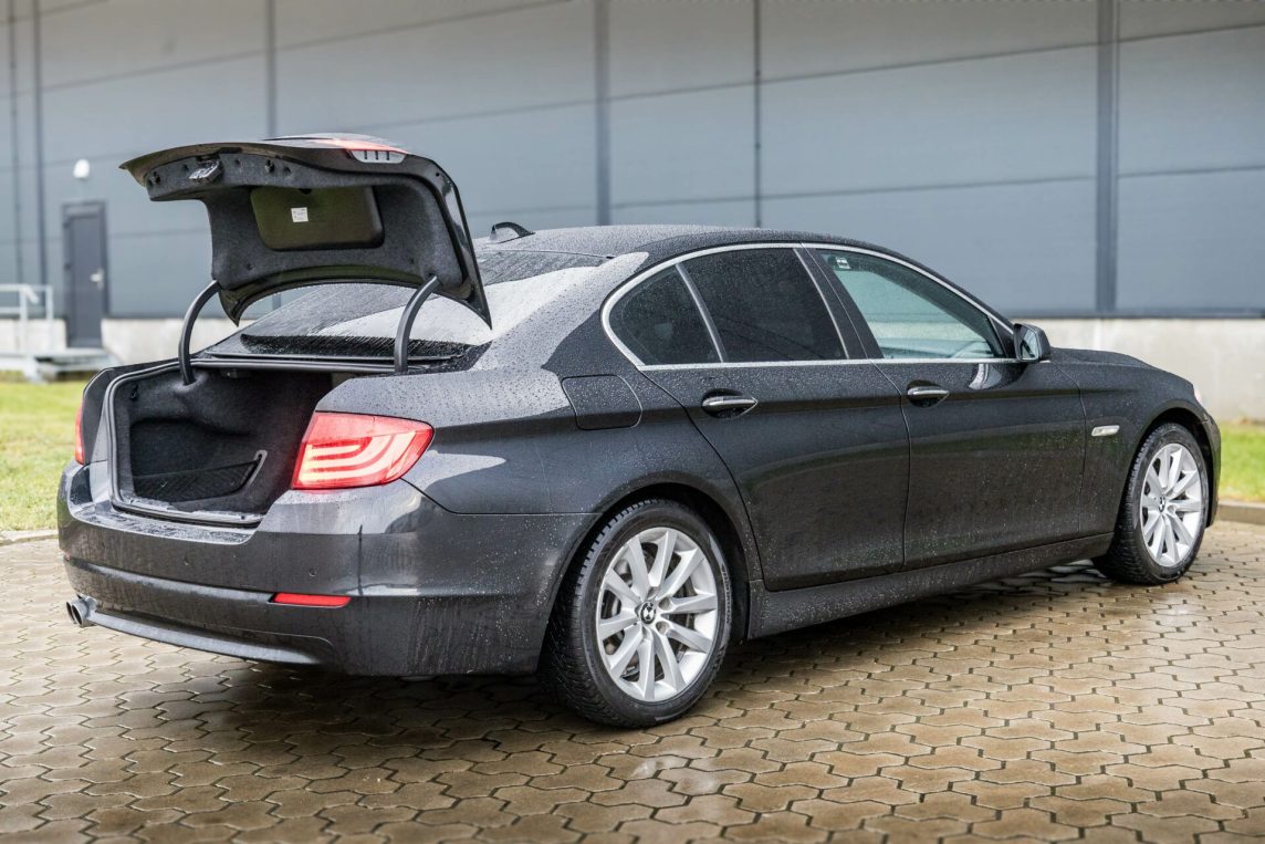 BMW 525