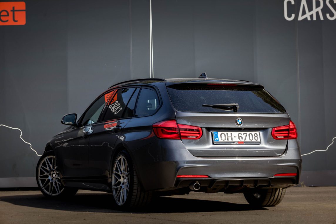 BMW 320