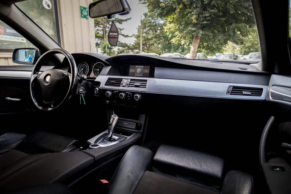 BMW 520