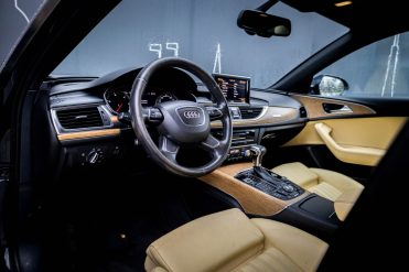 AUDI A6 LIMOUSINE