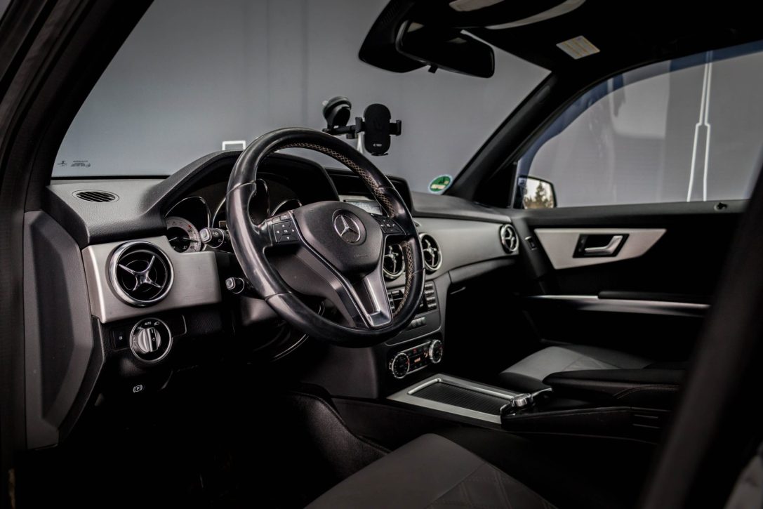 MERCEDES BENZ GLK 220