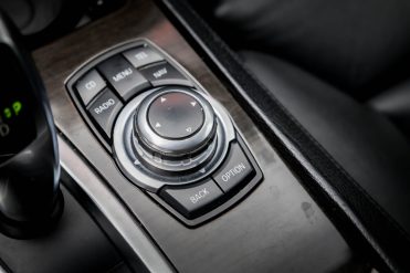 BMW 730