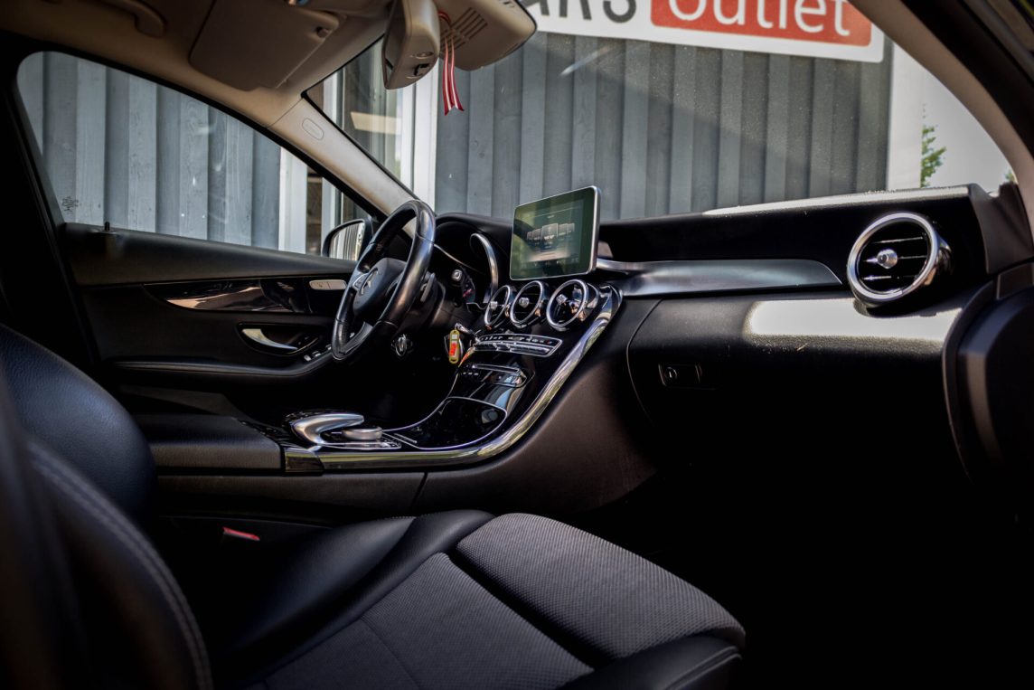 MERCEDES BENZ C200 BLUETEC