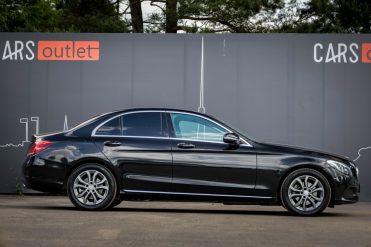 MERCEDES BENZ C 220 D