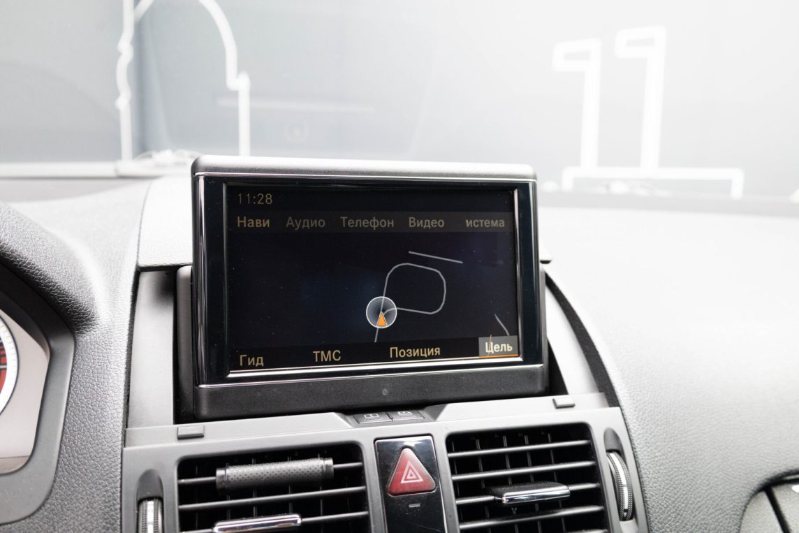 MERCEDES BENZ C320