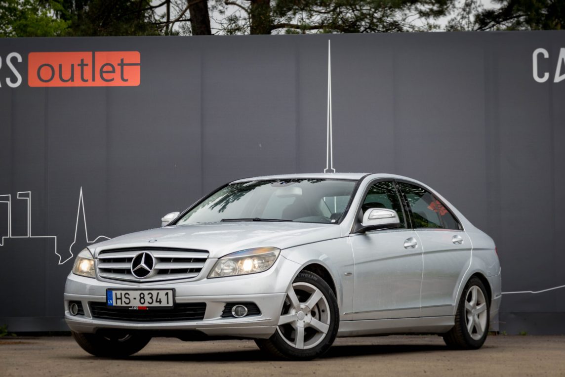 MERCEDES BENZ C220