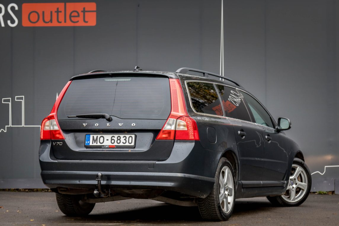 VOLVO V70