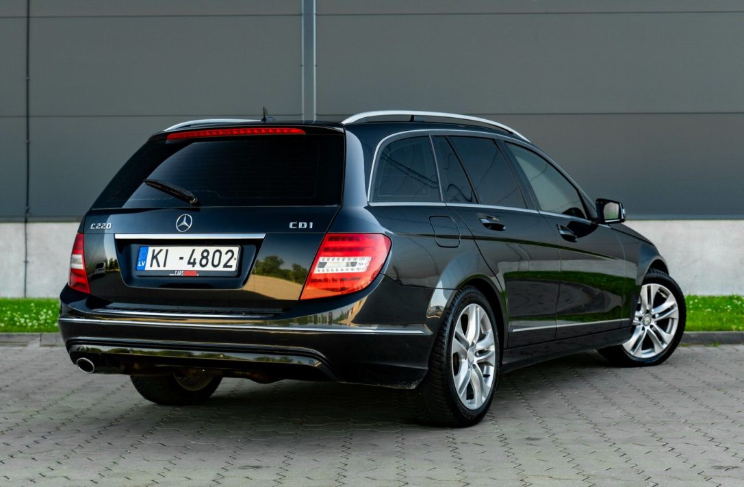 MERCEDES BENZ C220 CDI