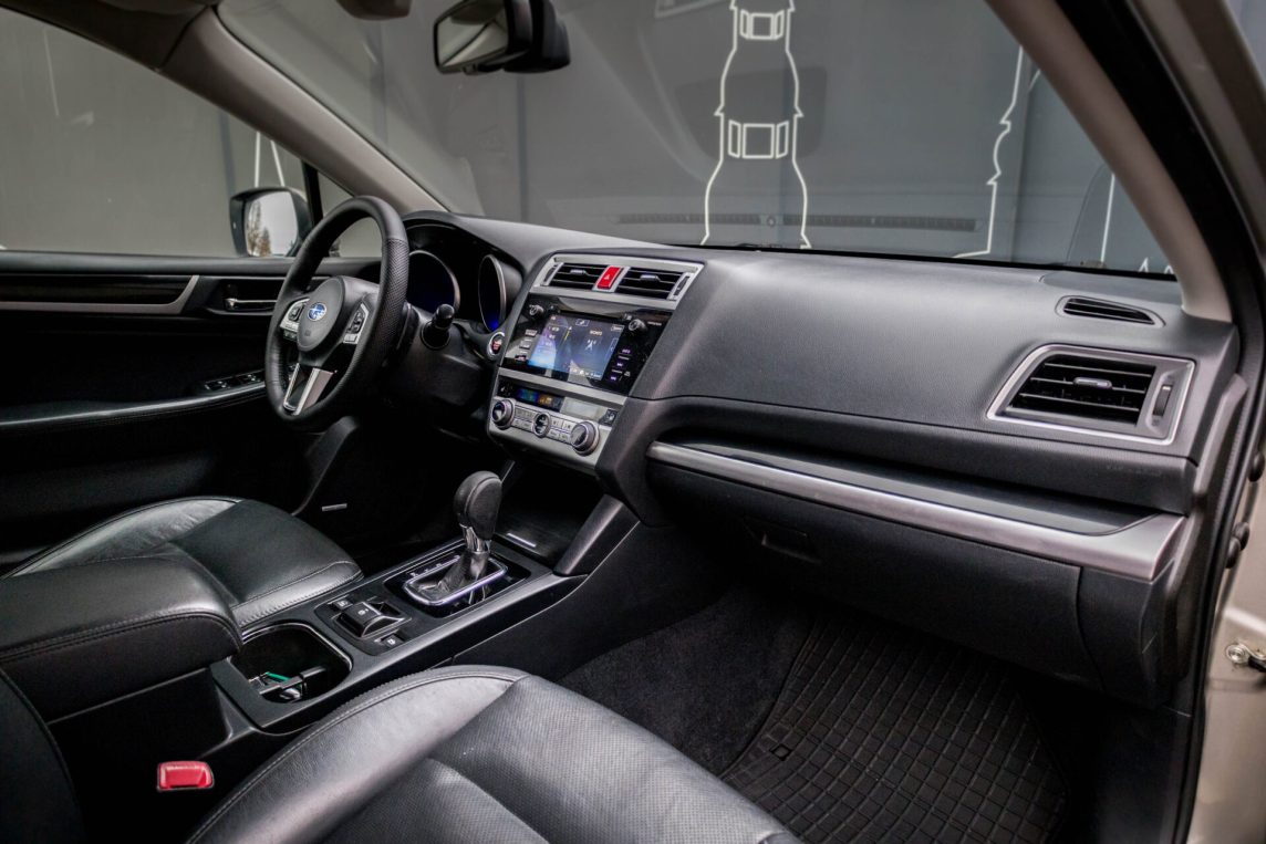 SUBARU OUTBACK
