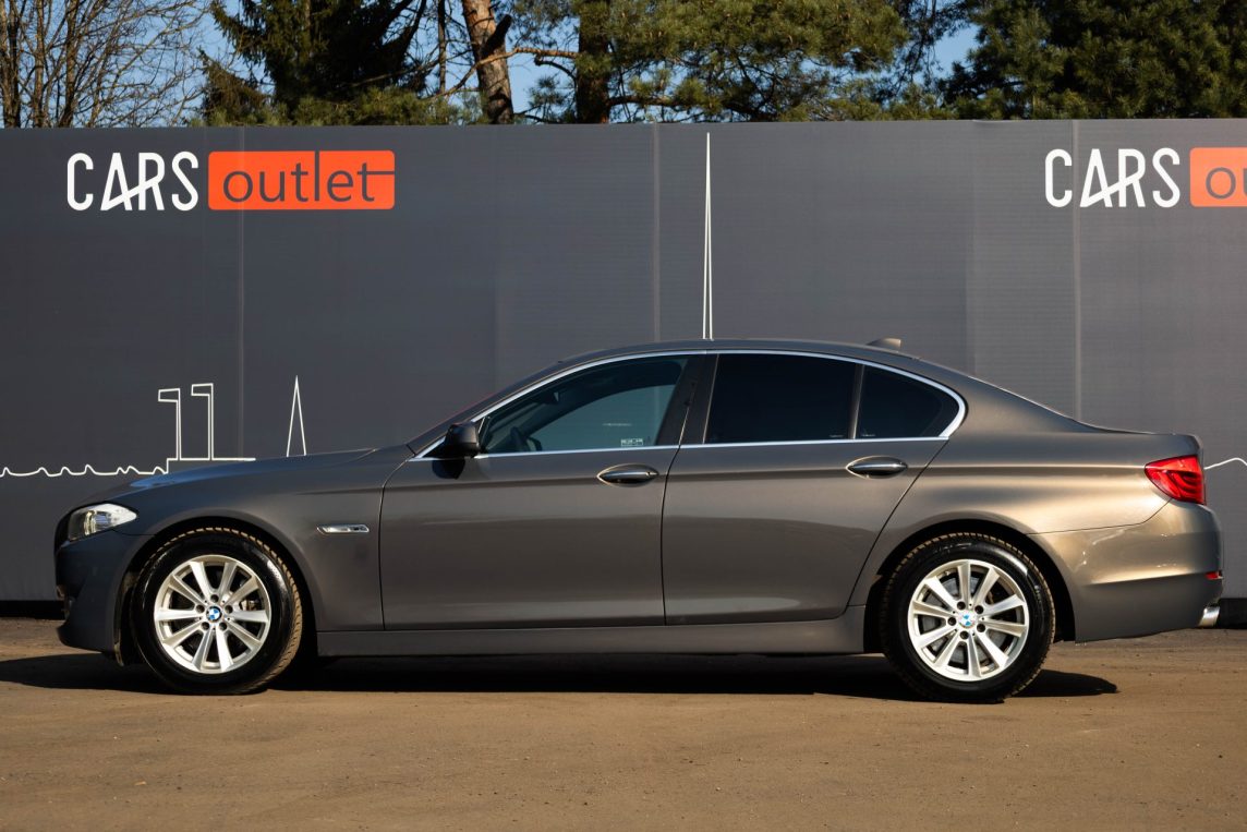 BMW 530