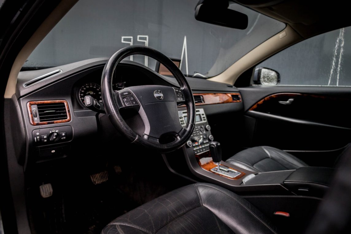 VOLVO S80