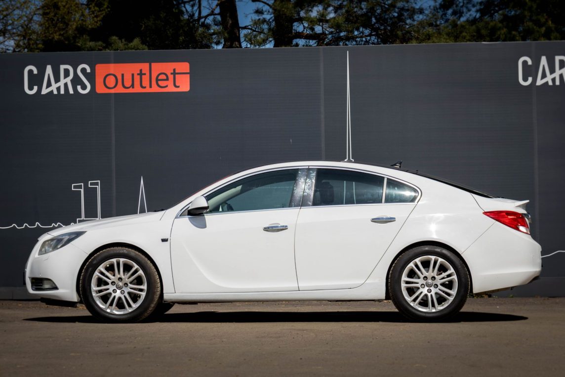 OPEL INSIGNIA