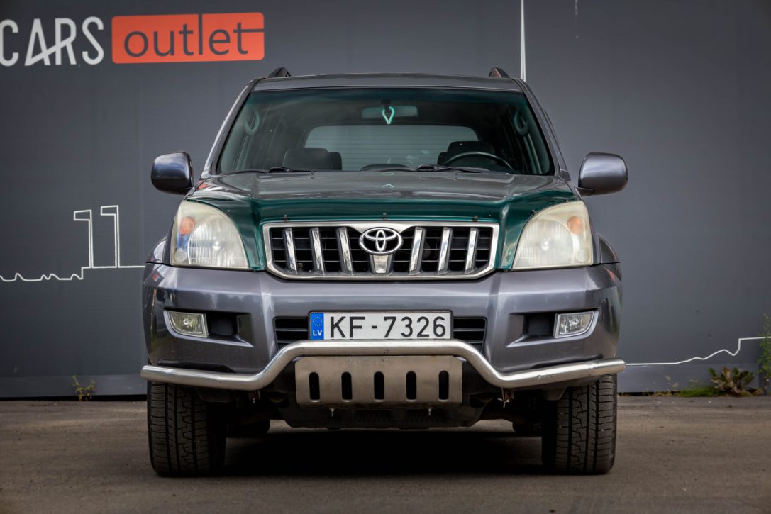 TOYOTA LAND CRUISER