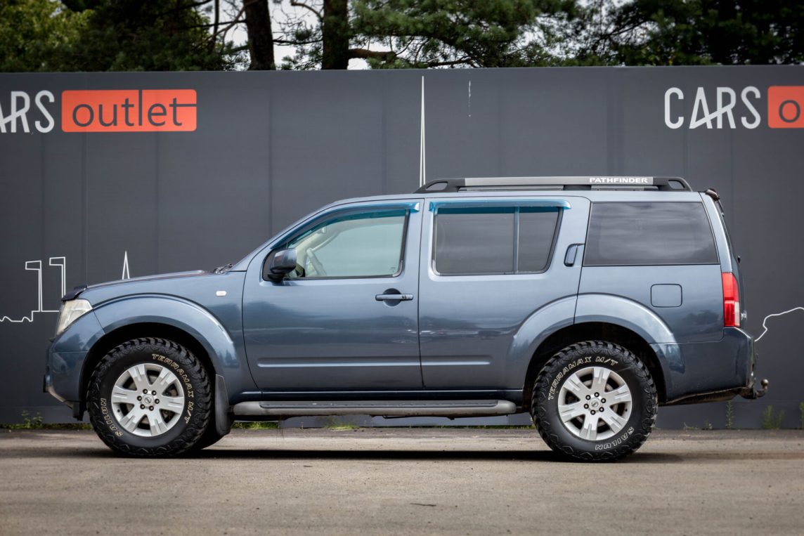 NISSAN PATHFINDER