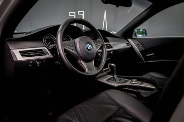 BMW 525