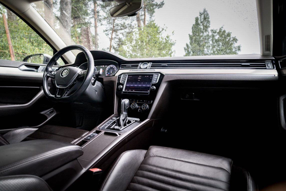 VW PASSAT