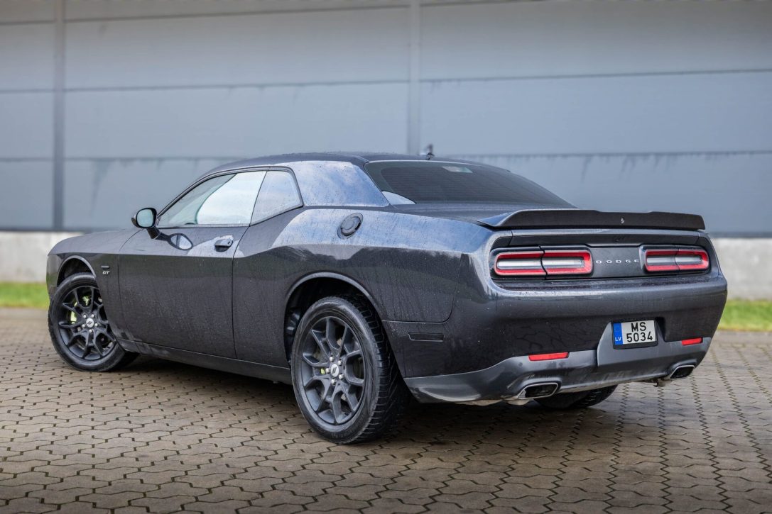 DODGE CHALLENGER